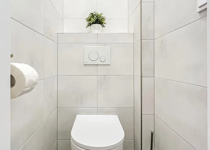 Apartament Days - Near Vysehrad With Netflix And 250mbs Wifi In Nusle *
